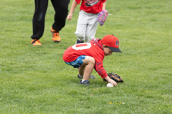 20250427_Dono_1st_Tball_game-17189
