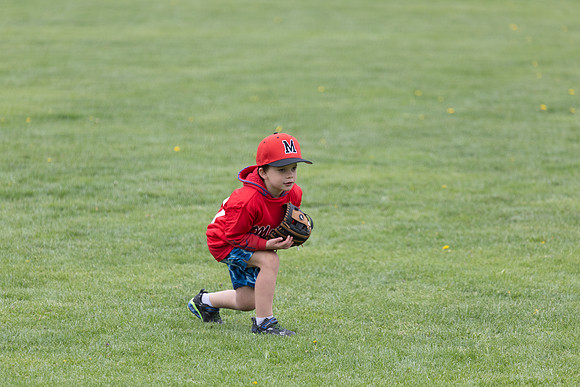 20250427_Dono_1st_Tball_game-17242