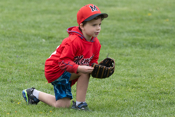 20250427_Dono_1st_Tball_game-17199