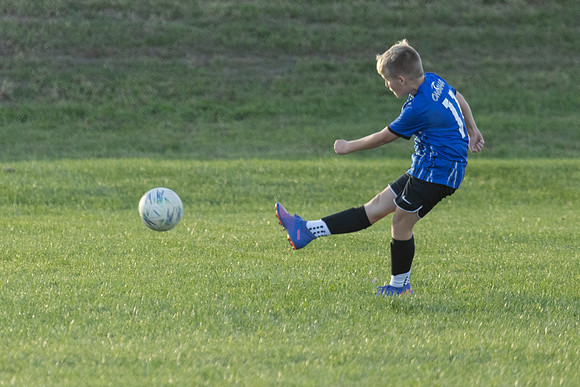 20251020_Julian_Soccer-19362