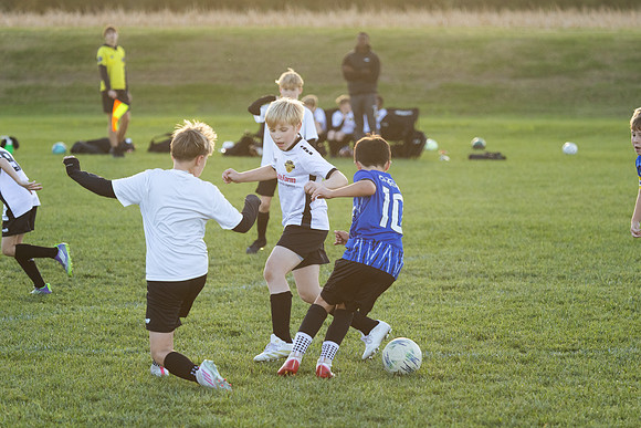 20251020_Julian_Soccer-19379