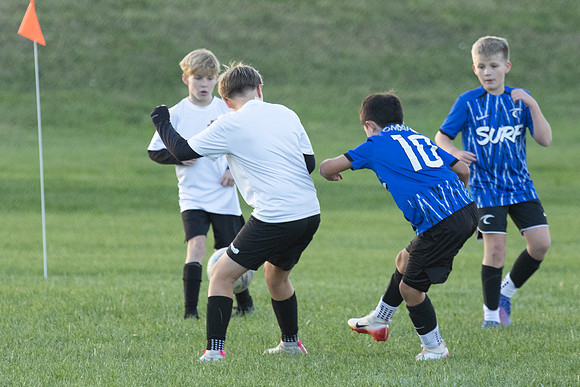 20251020_Julian_Soccer-19391