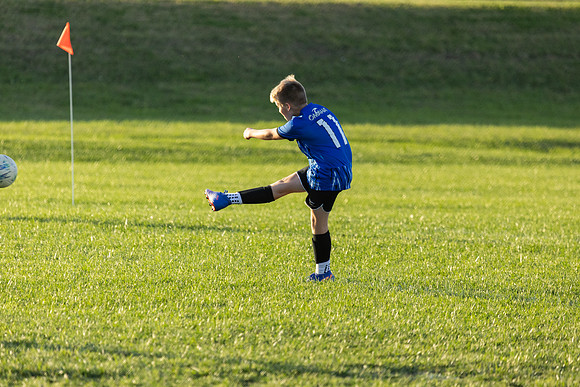 20251020_Julian_Soccer-19412