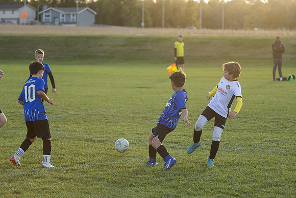 20251020_Julian_Soccer-19414