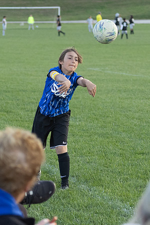 20251020_Julian_Soccer-19431