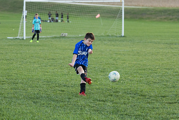 20251020_Julian_Soccer-19455