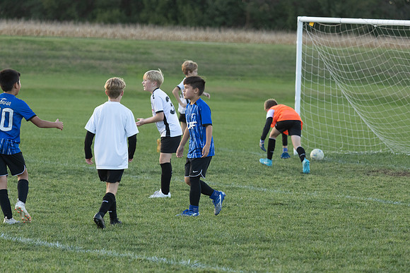 20251020_Julian_Soccer-19486