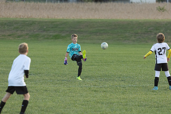 20251020_Julian_Soccer-19491