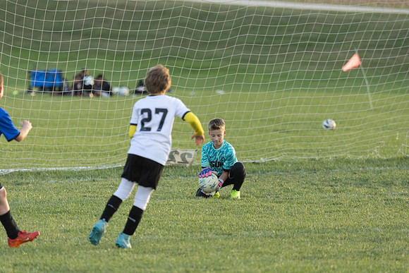 20251020_Julian_Soccer-19503