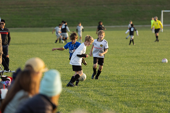 20251020_Julian_Soccer-19506