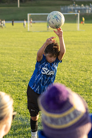 20251020_Julian_Soccer-19517
