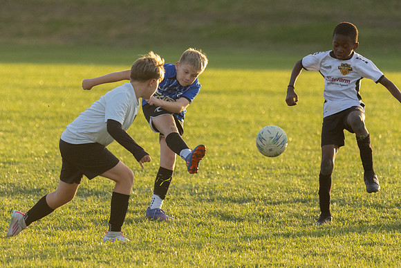 20251020_Julian_Soccer-19545