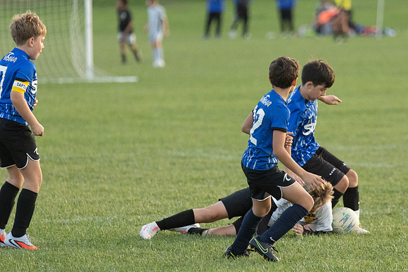 20251020_Julian_Soccer-19573