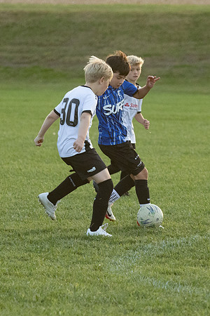 20251020_Julian_Soccer-19587