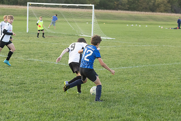 20251020_Julian_Soccer-19603