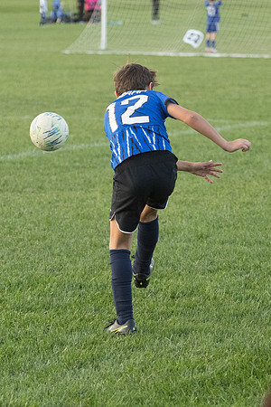 20251020_Julian_Soccer-19614