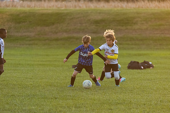 20251020_Julian_Soccer-19633