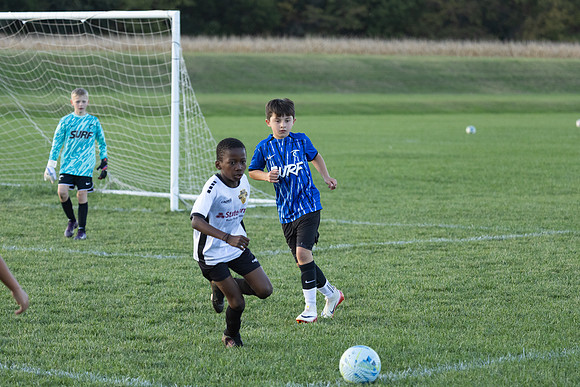 20251020_Julian_Soccer-19223