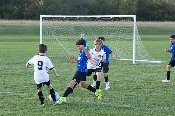 20251020_Julian_Soccer-19225