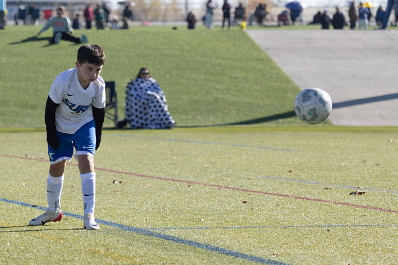 20251112_Julian_Soccer-19850