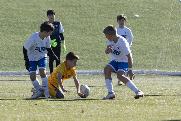 20251112_Julian_Soccer-19873