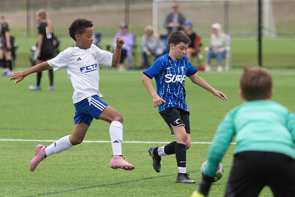20260425_Julian_Soccer-22618