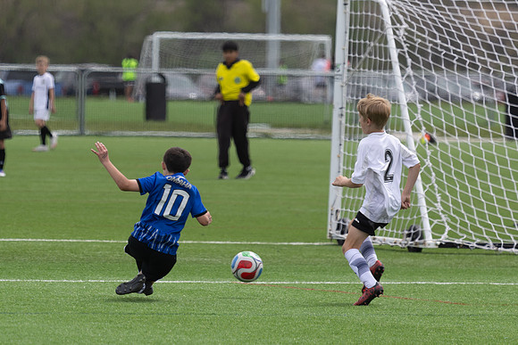 20260425_Julian_Soccer-22514