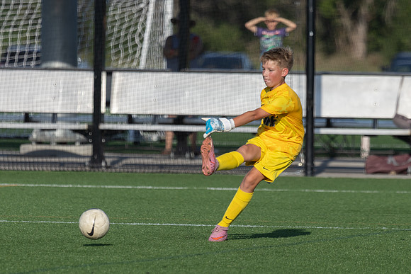 20260905_Julian_Soccer-24950