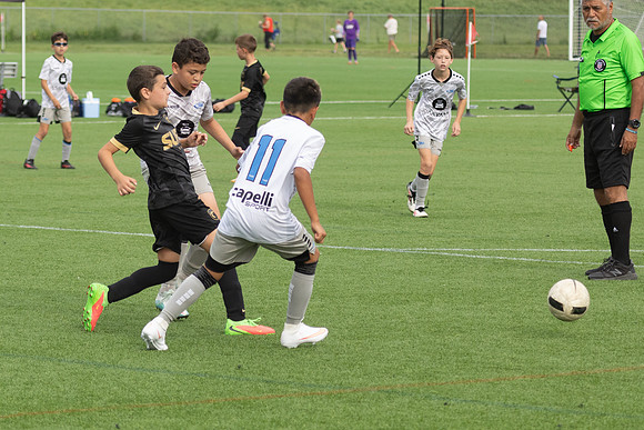 20260906_Julian_Soccer-25113