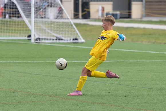 20260906_Julian_Soccer-25116