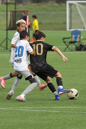 20260906_Julian_Soccer-25149
