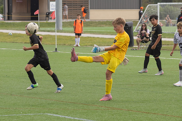 20260906_Julian_Soccer-25216
