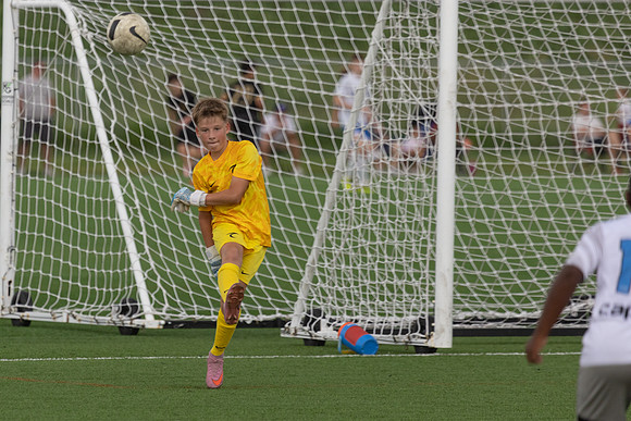 20260906_Julian_Soccer-25266