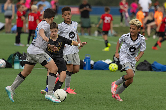 20260906_Julian_Soccer-25287