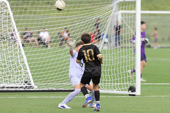20260906_Julian_Soccer-25079