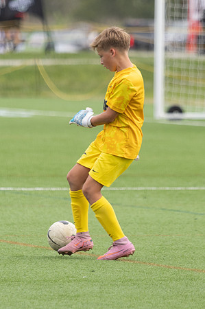 20260906_Julian_Soccer-25087