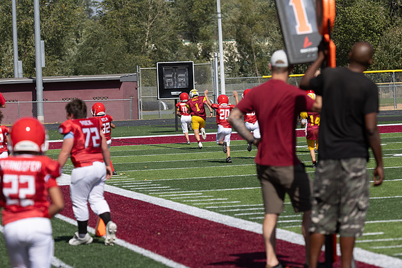 20241005_Julian_FootballGame-15405