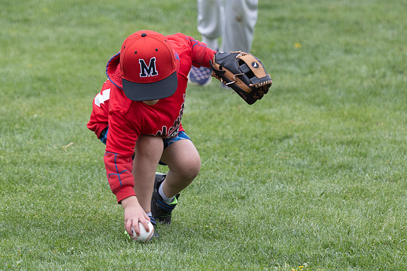 20250427_Dono_1st_Tball_game-17229