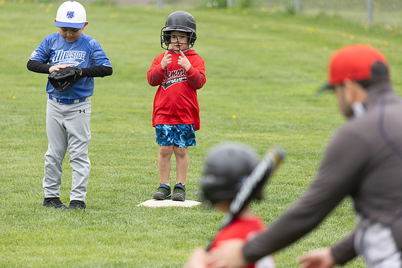 20250427_Dono_1st_Tball_game-17215