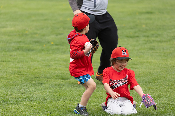 20250427_Dono_1st_Tball_game-17194