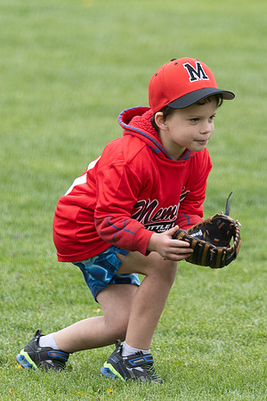 20250427_Dono_1st_Tball_game-17198
