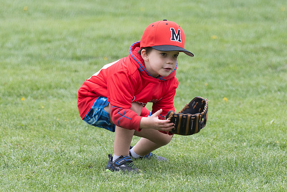 20250427_Dono_1st_Tball_game-17223