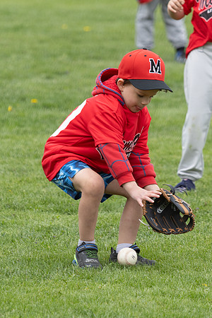 20250427_Dono_1st_Tball_game-17178